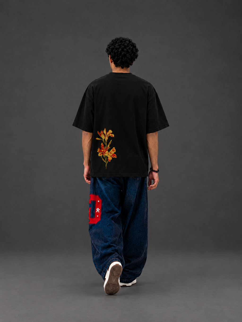 Saffron Flow Tee - Black