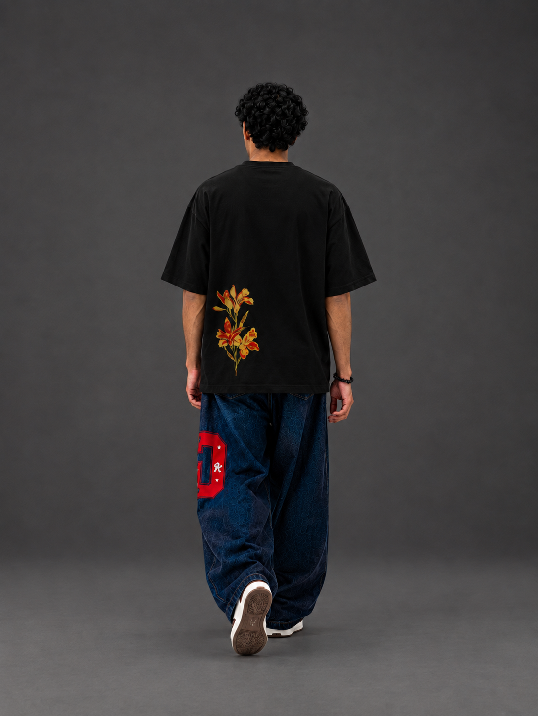 Saffron Flow Tee - Black