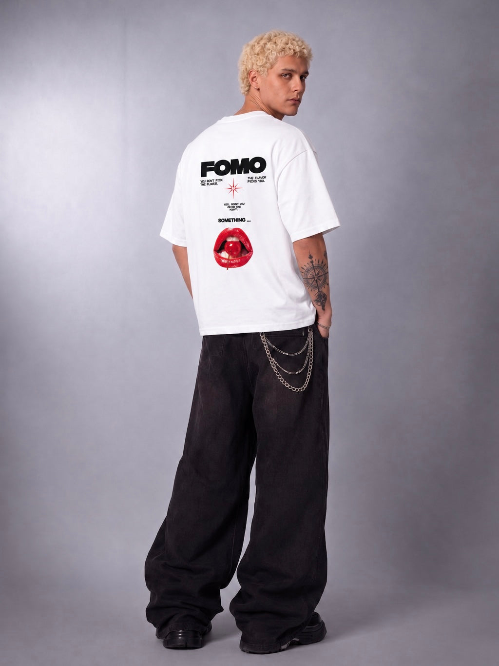 Cherry lips tee